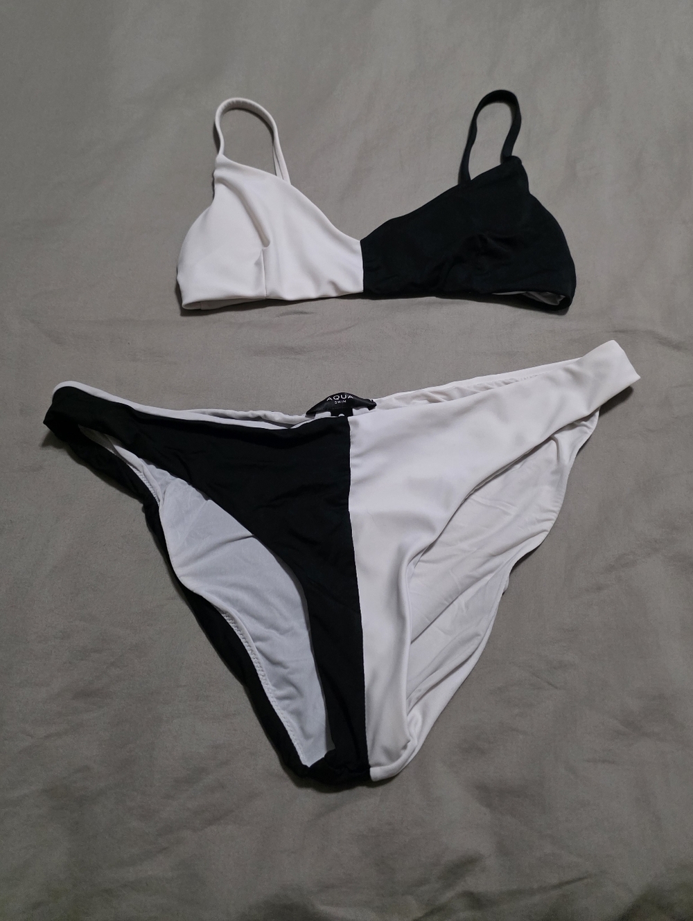 Aqua Black & White Two-Tone Women’s Bikini Set